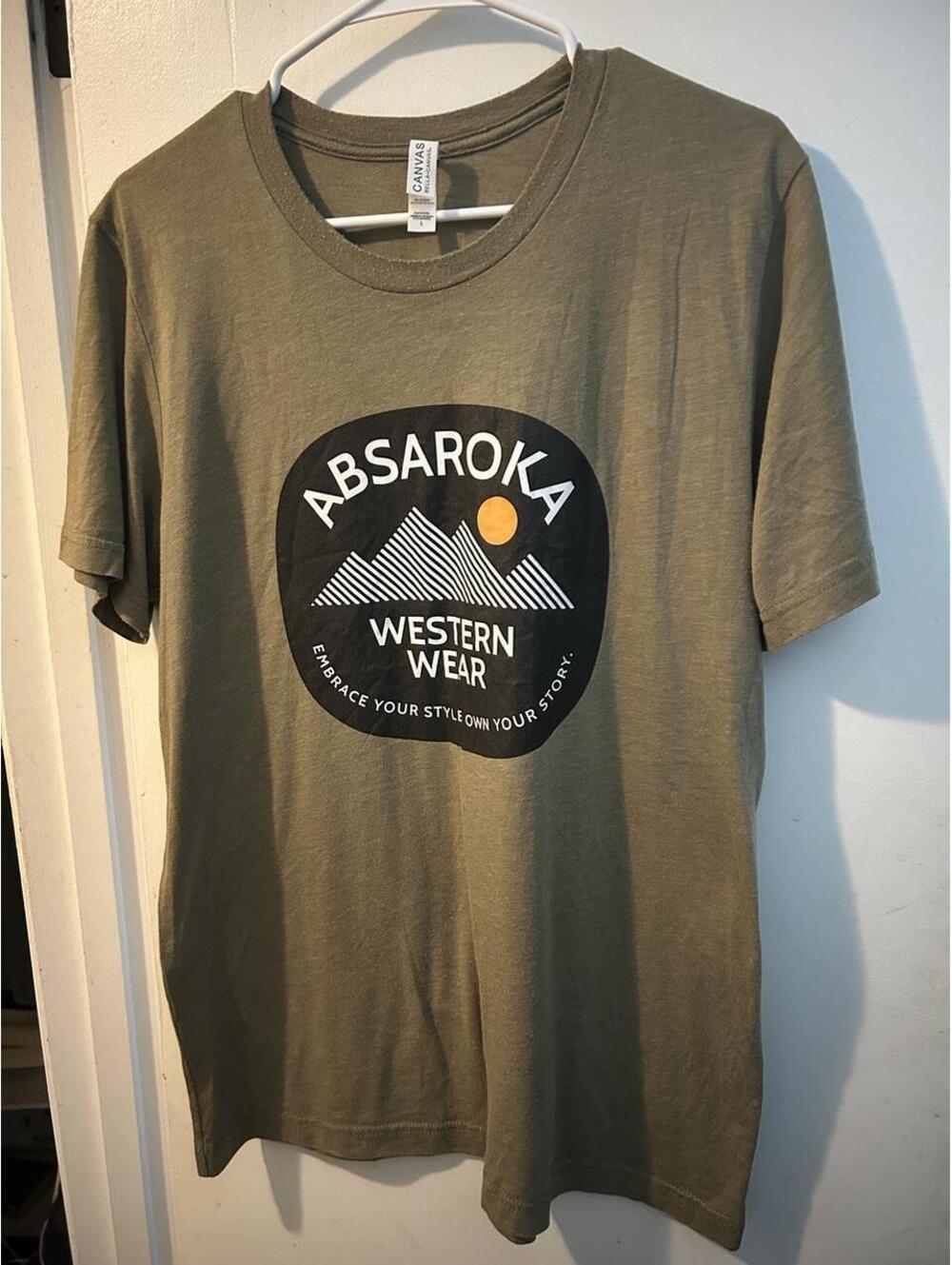 Absaroka Western Wear olive green t-shirt, size L